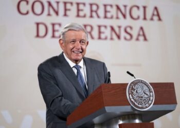 AMLO asistirá al Desfile del 5 de Mayo
