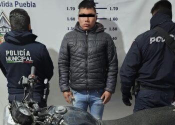Detienen a Jonathan ‘N’ por detentación de vehículo robado