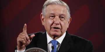 AMLO garantiza autonomía de SCJN