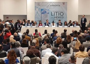 Alejandro Armenta presenta su libro ‘La Importancia del Litio en México’