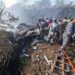 Hallan 68 cuerpos de accidente aéreo en Nepal