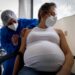 COVID en embarazo aumenta riesgo de muerte de la madre