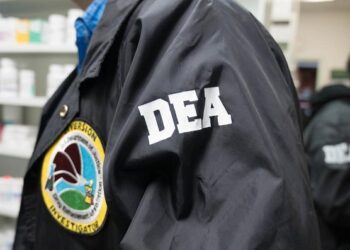 DEA despide a director en México por mala conducta
