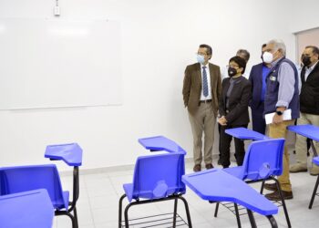 Cedillo supervisa avance de obras en Facultad de Medicina