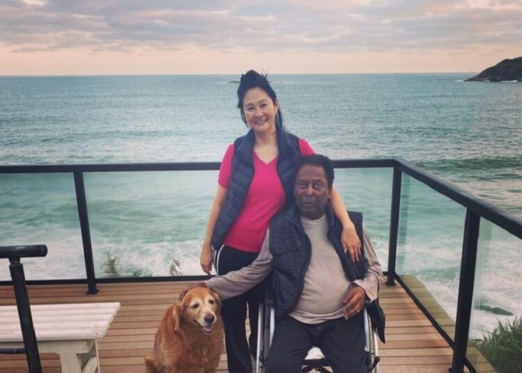 Viuda de Pelé publica carta de despedida a un mes de su muerte