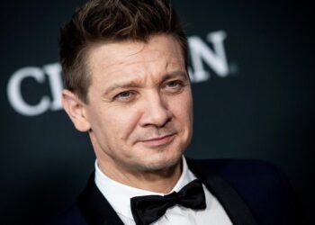 Jeremy Renner reaparece tras su accidente