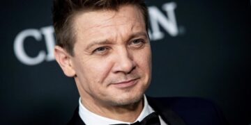 Jeremy Renner reaparece tras su accidente