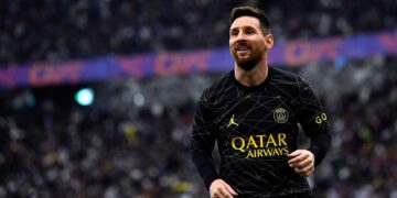 Renovación de Messi encalla en París