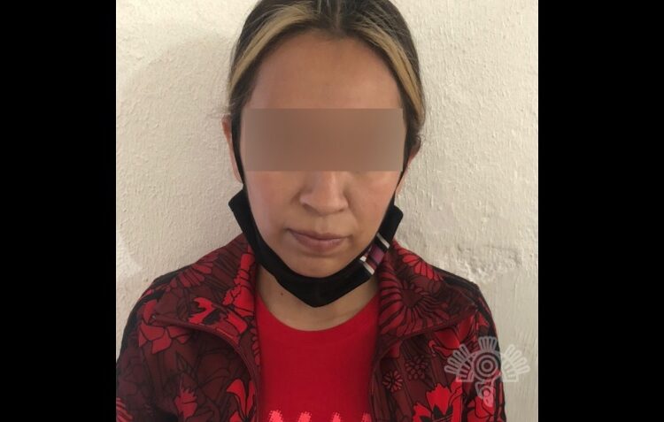 Detienen a mujer que intentó ingresar sustancias prohibidas a penal
