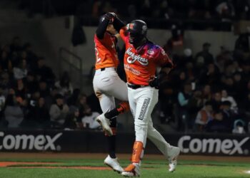 Jugadores de Pericos continúan en Ligas Invernales