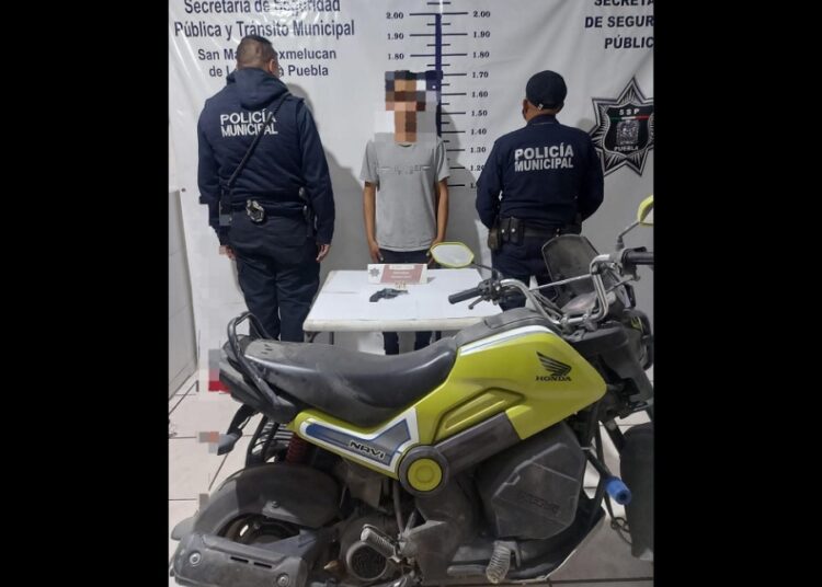 Detienen a hombre por robo de motocicleta en SMT