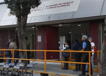 Tasa de desempleo baja a 2.8 % al cierre de 2022