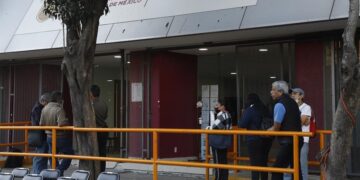 Tasa de desempleo baja a 2.8 % al cierre de 2022