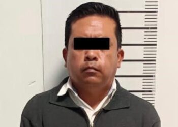 Los detienen por robar $300 mil pesos de una camioneta en Lomas de Angelópolis
