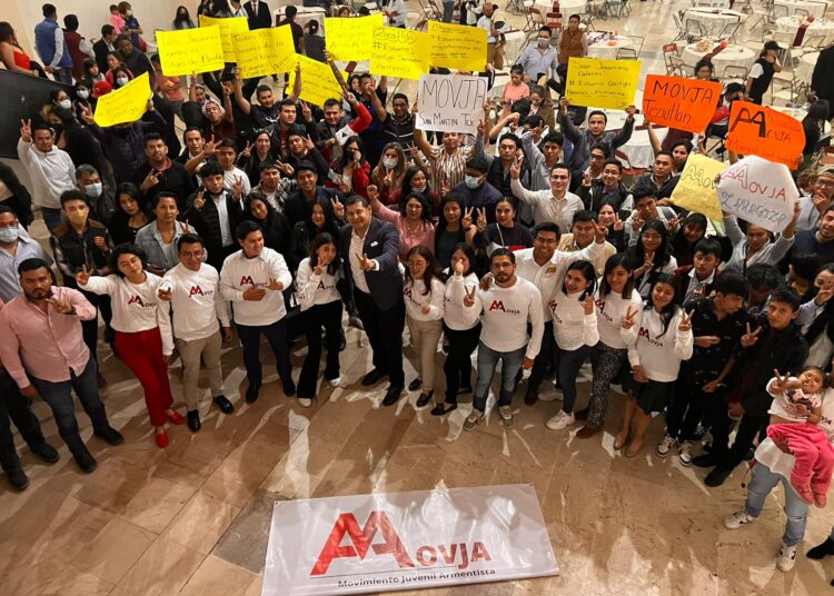 Jóvenes sí creen en la educación y quieren titularse: Armenta