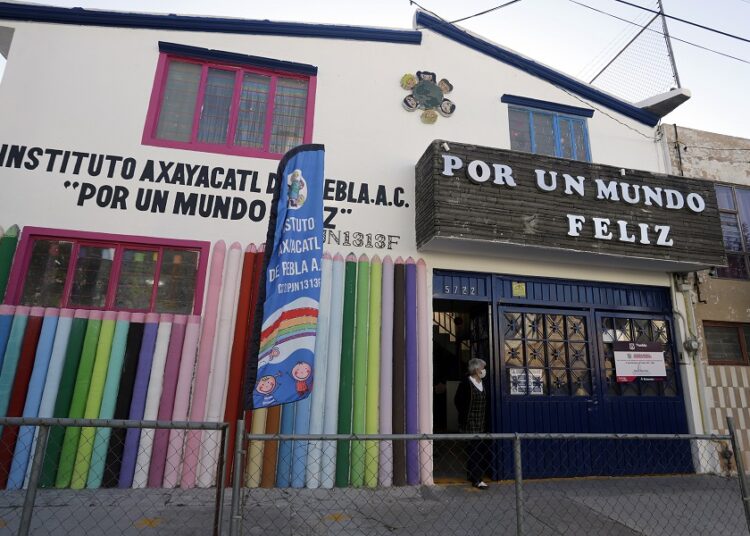 25 estancias infantiles, en lista de espera para operar