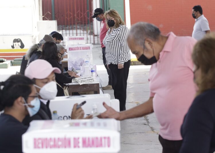 Vinculan a proceso a 7 personas por delitos electorales
