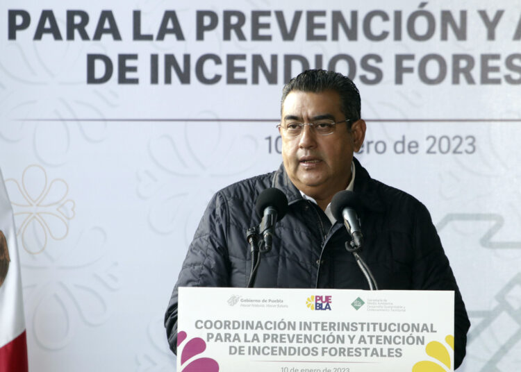 Garantizan combate a incendios forestales