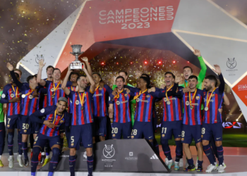 Barcelona acaba con su sequía de títulos y gana la Supercopa de España