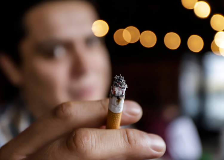 Socios del CCE promoverán amparos contra Ley de Tabaco