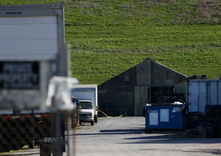 Identifican a víctimas de tiroteo en granja de California