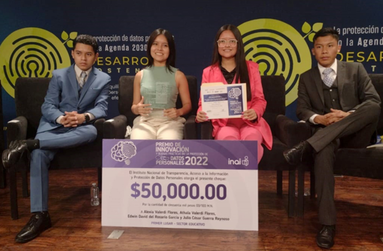 Estudiantes BUAP ganan Premio a la Innovación en Protección de Datos Personales 2022