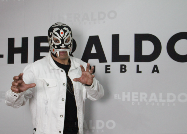 Al luchador poblano le hace falta mentalidad: Black Tiger