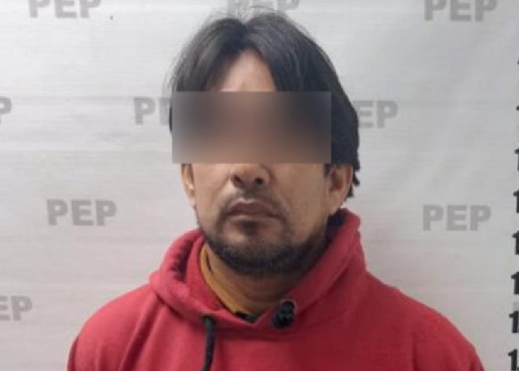 Cae traficante de personas; trasladaba a 5