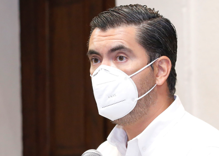 Detienen en aeropuerto de CDMX a Rodolfo Chávez, exdirector de CCP