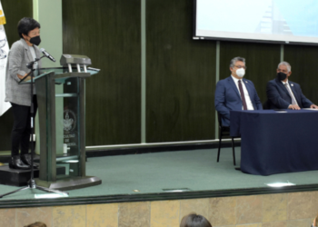Alumnos de Ingeniería BUAP, comprometidos: Lilia Cedillo