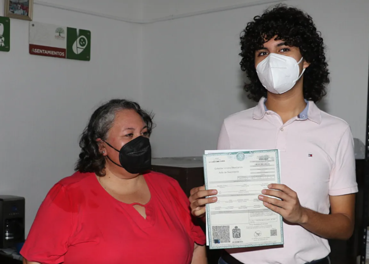 Tabasco reconoce a una persona de género no binario