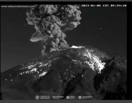 Se prevé caída de ceniza tras explosión del Popocatépetl