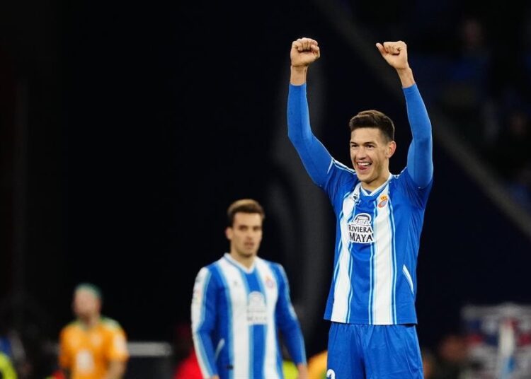 César Montes lidera zaga del Espanyol
