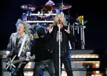 Def Leppard confirma su concierto en Bogotá tras la hospitalización de su vocalista