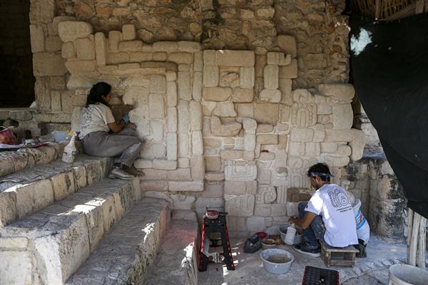 Jeroglíficos mayas revelan reino en zona arqueológica de Ek Balam en México