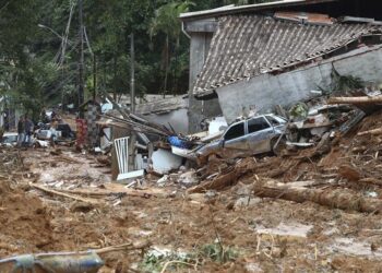 Lluvias en Brasil dejan al menos 44 muertos