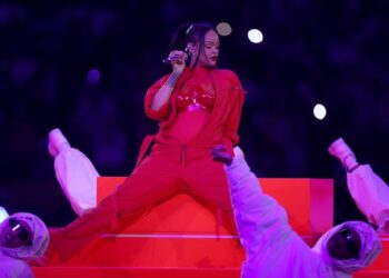 Rihanna aumenta sus reproducciones en 640 % en Spotify