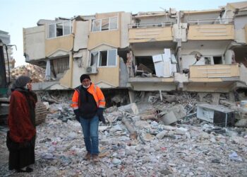 Violación de norma de edificación, culpable de tragedia en Turquía