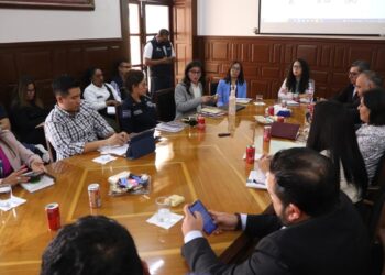 Regidores realizan mesa de Movilidad y Seguridad Vial en Puebla