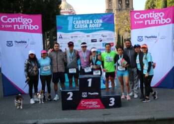 Daniela Vega y Francisco Moreno ganan la Primera Carrera AOIEP