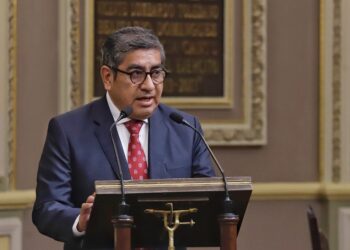 Encargado de despacho de SEP comparece ante Congreso