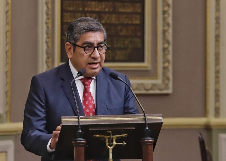 Encargado de despacho de SEP comparece ante Congreso
