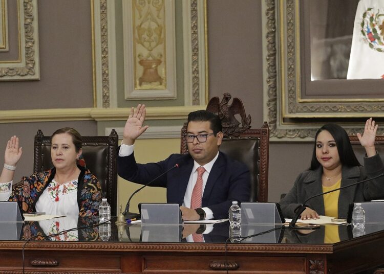 Congreso permitirá que ayuntamientos contraten deuda