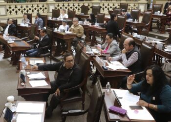 Leyes secundarias de reforma judicial ya están en el Congreso
