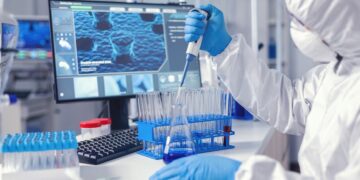 Agencia de EEUU relaciona al COVID con laboratorio chino