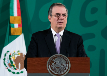 Acercan a Ebrard con Puebla
