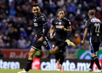 3-1: Cruz Azul gana su primer partido de la temporada ante el Puebla