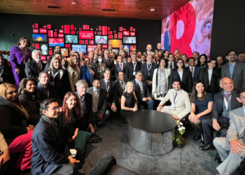Ebrard lanza grupo de trabajo con Hollywood para incrementar la industria del cine en México
