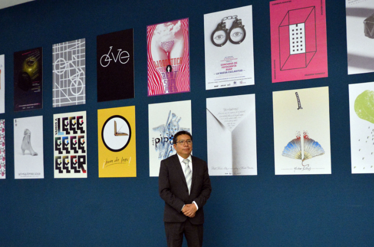 Inaugura Biblioteca Central exposición «Miradas del cartel»
