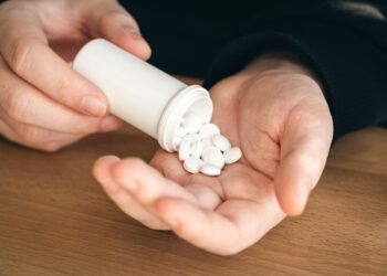 Ayuntamiento, dispuesto a colaborar para evitar venta de clonazepam a menores